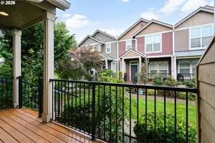 2781 SE Nicklaus Ct, Hillsboro, OR 97123 - Photo 3