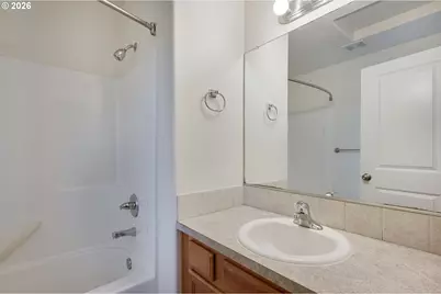2781 SE Nicklaus Ct, Hillsboro, OR 97123 - Photo 23