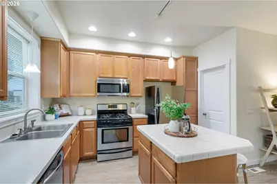2781 SE Nicklaus Ct, Hillsboro, OR 97123 - Photo 13