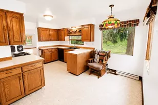 3649 Old Pacific Hwy S, Kelso, WA 98626 - Photo 7