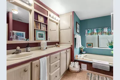 18485 SW Pacific Dr #53, Tualatin, OR 97062 - Photo 31