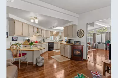 18485 SW Pacific Dr #53, Tualatin, OR 97062 - Photo 21