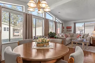 18485 SW Pacific Dr, Tualatin, OR 97062 - Photo 17