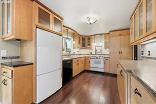 30 Coachman Dr, Eugene, OR 97405 - Photo 17