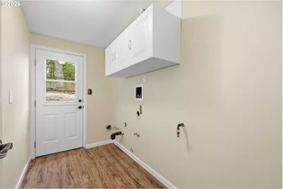 30 Coachman Dr, Eugene, OR 97405 - Photo 35