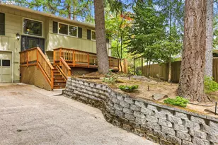 30 Coachman Dr, Eugene, OR 97405 - Photo 3