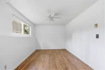 30 Coachman Dr, Eugene, OR 97405 - Photo 35
