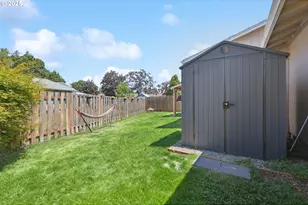 1700 NE 231st Ct, Wood Village, OR 97060 - Photo 27