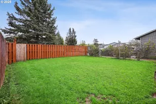 1700 NE 231st Ct, Wood Village, OR 97060 - Photo 19