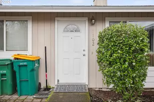 1700 NE 231st Ct, Wood Village, OR 97060 - Photo 3