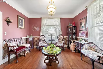 617 Juniper St, Junction City, OR 97448 - Photo 11