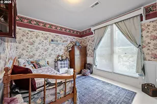 617 Juniper St, Junction City, OR 97448 - Photo 21