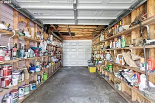 617 Juniper St, Junction City, OR 97448 - Photo 29