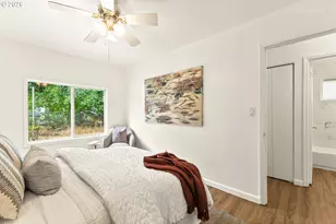 12747 NE Holladay St, Portland, OR 97230 - Photo 15