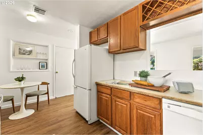 12747 NE Holladay St, Portland, OR 97230 - Photo 13