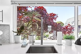 81 N Hayden Bay Dr, Portland, OR 97217 - Photo 15