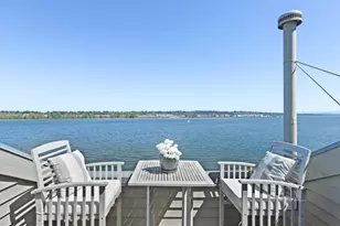 81 N Hayden Bay Dr, Portland, OR 97217 - Photo 3