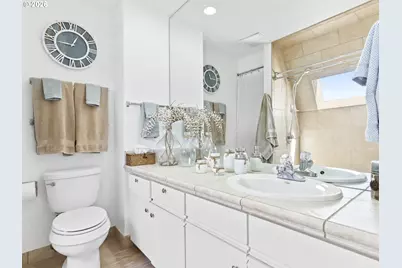 81 N Hayden Bay Dr, Portland, OR 97217 - Photo 29