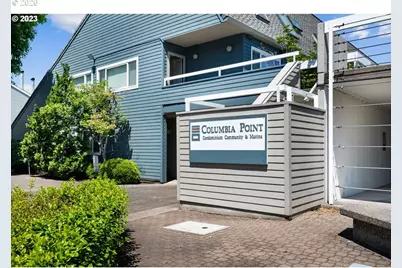 81 N Hayden Bay Dr, Portland, OR 97217 - Photo 3