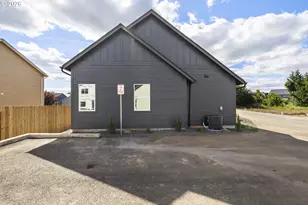 1271 Brown, Woodburn, OR 97071 - Photo 45