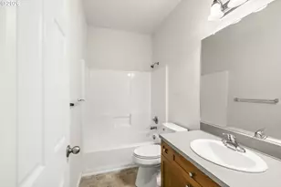 614 Burghardt Dr, Molalla, OR 97038 - Photo 21