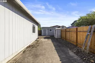 614 Burghardt Dr, Molalla, OR 97038 - Photo 33