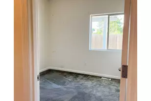 614 Burghardt Dr, Molalla, OR 97038 - Photo 9