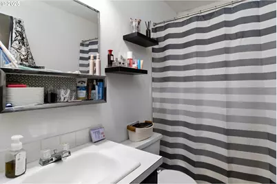 1337 10th Ave, Longview, WA 98632 - Photo 17