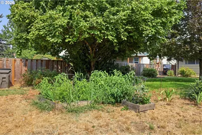 1504 Green Acres Rd, Eugene, OR 97408 - Photo 45