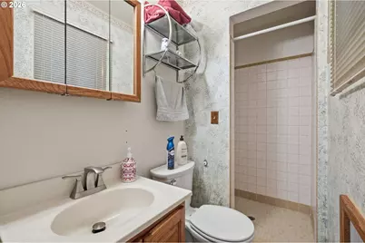 1504 Green Acres Rd, Eugene, OR 97408 - Photo 33