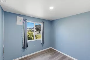 243 S Marple St, Coos Bay, OR 97420 - Photo 15