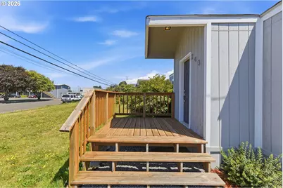 243 S Marple St, Coos Bay, OR 97420 - Photo 7