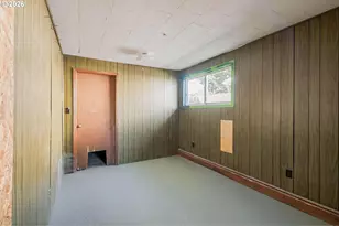 2136 SE 181st Ave, Portland, OR 97233 - Photo 27
