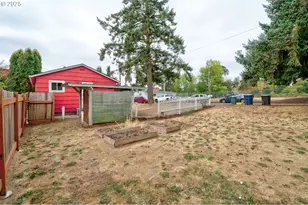 488 B St, Independence, OR 97351 - Photo 21