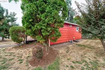 488 B St, Independence, OR 97351 - Photo 25