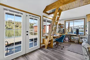 903 S McLoughlin Blvd, Oregon City, OR 97045 - Photo 11