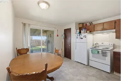 505 NW Fenton St, McMinnville, OR 97128 - Photo 17