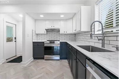 418 Dewey St, Oregon City, OR 97045 - Photo 5