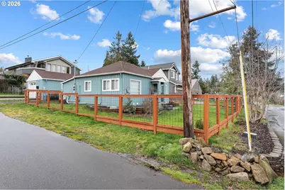 418 Dewey St, Oregon City, OR 97045 - Photo 3