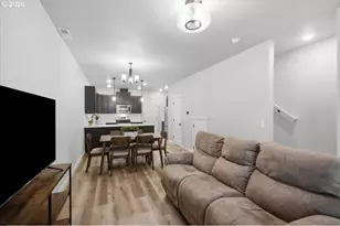 3751 Village Center Dr SE, Salem, OR 97302 - Photo 13