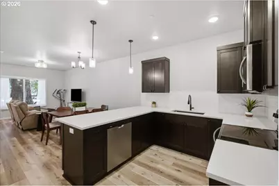 3751 Village Center Dr SE, Salem, OR 97302 - Photo 19
