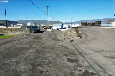 215 Terminal Ave, The Dalles, OR 97058 - Photo 27