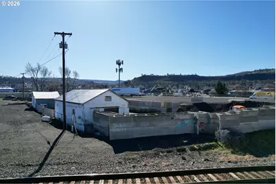 215 Terminal Ave, The Dalles, OR 97058 - Photo 7