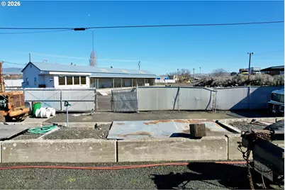 215 Terminal Ave, The Dalles, OR 97058 - Photo 25