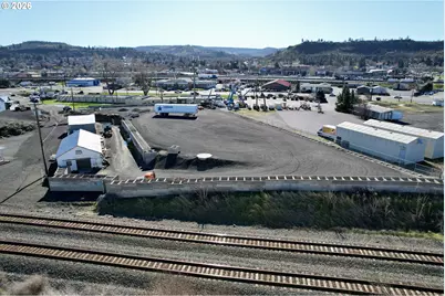 215 Terminal Ave, The Dalles, OR 97058 - Photo 9