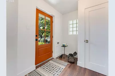 409 E McLoughlin Blvd, Vancouver, WA 98663 - Photo 3