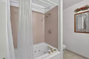 4810 SE 136th Ave, Portland, OR 97236 - Photo 15