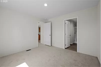 3054 Surfwood Dr, Salem, OR 97305 - Photo 9