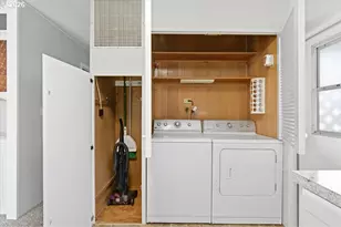 5422 Portland Rd NE, Salem, OR 97305 - Photo 23