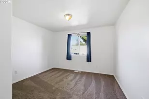 1676 Warbler Ct, Salem, OR 97317 - Photo 9